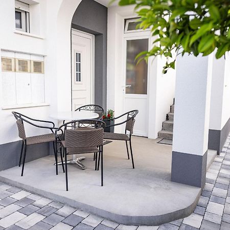 Apartments Veronika Τρογκίρ Εξωτερικό φωτογραφία