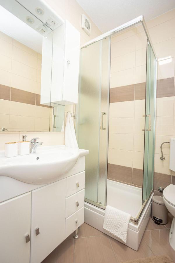 Apartments Veronika Τρογκίρ Εξωτερικό φωτογραφία