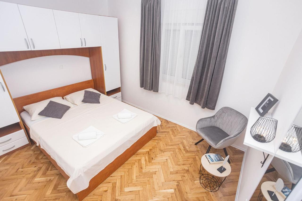 Apartments Veronika Τρογκίρ Εξωτερικό φωτογραφία
