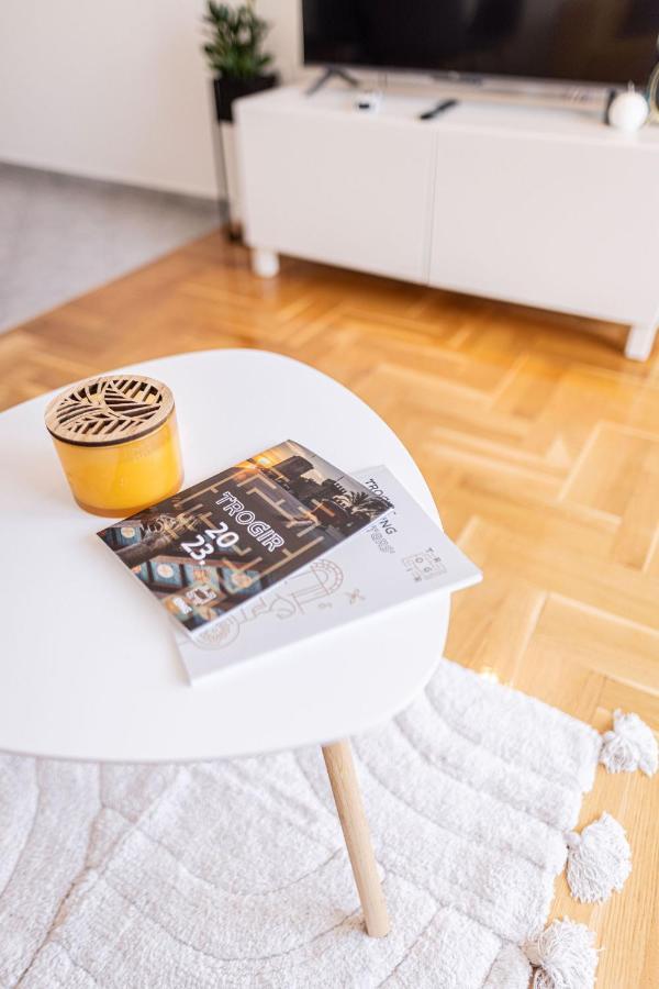 Apartments Veronika Τρογκίρ Εξωτερικό φωτογραφία