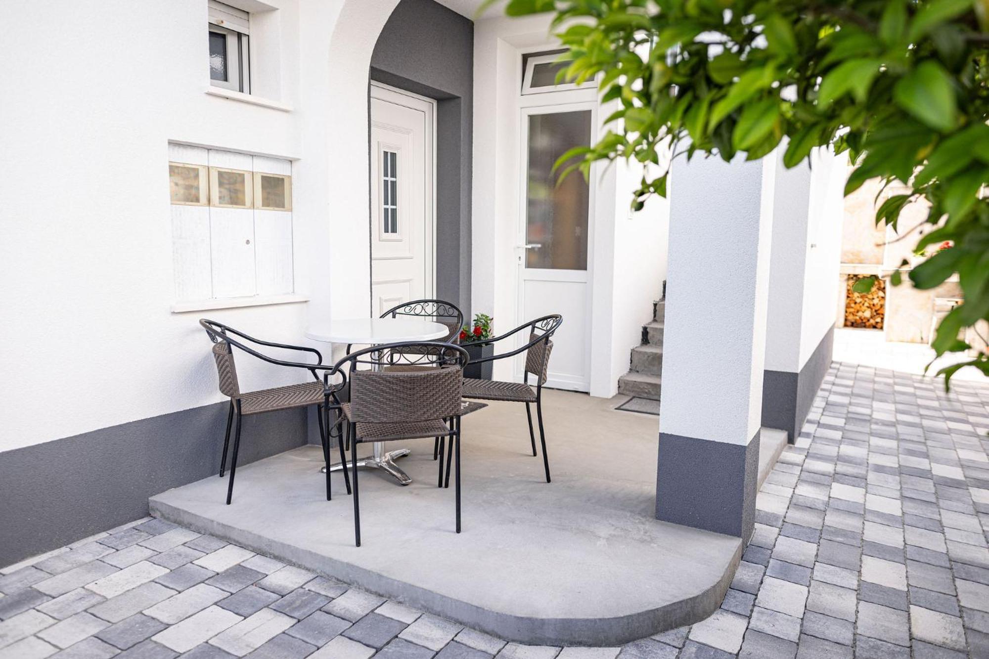 Apartments Veronika Τρογκίρ Εξωτερικό φωτογραφία