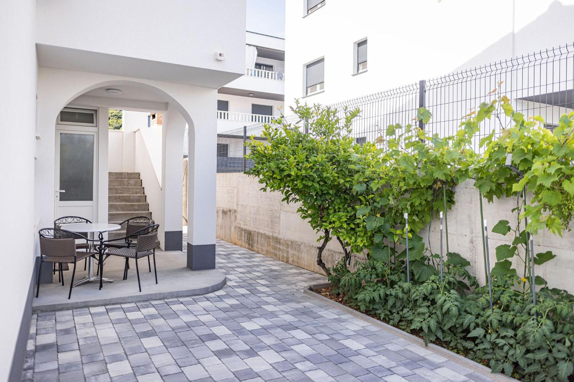 Apartments Veronika Τρογκίρ Εξωτερικό φωτογραφία